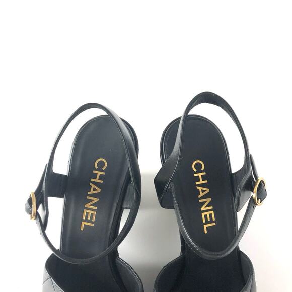 NIB Chanel 2024 Quilted Lambskin CC Logo Black Platform Wedge Sandals 39 - Picture 5 of 13